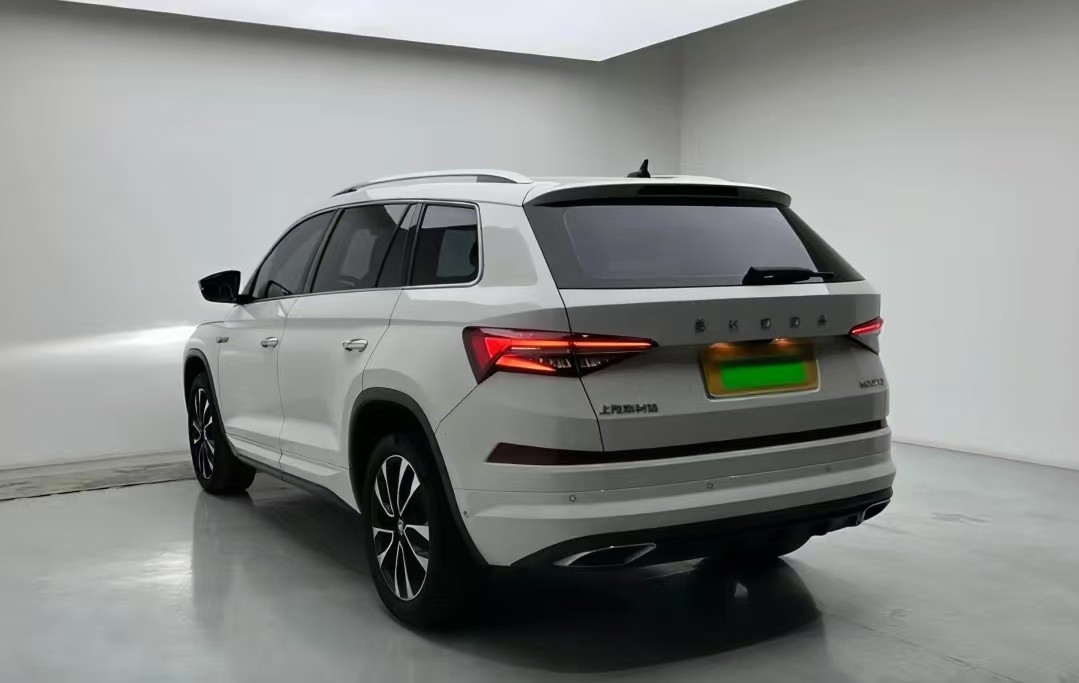 2022 Škoda Kodiaq TSI330 5-Seater 2WD Premium 2