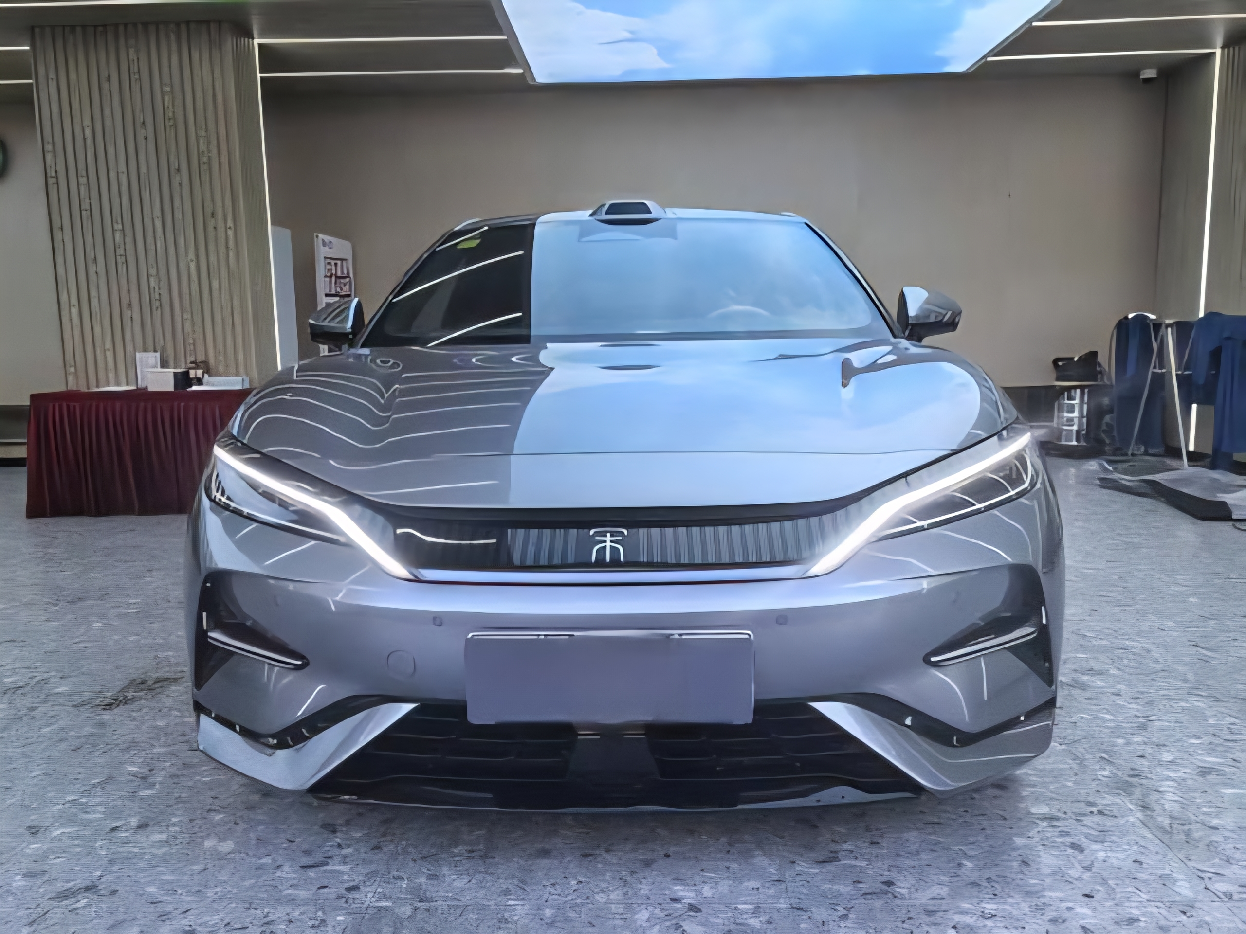 BYD Song L EV