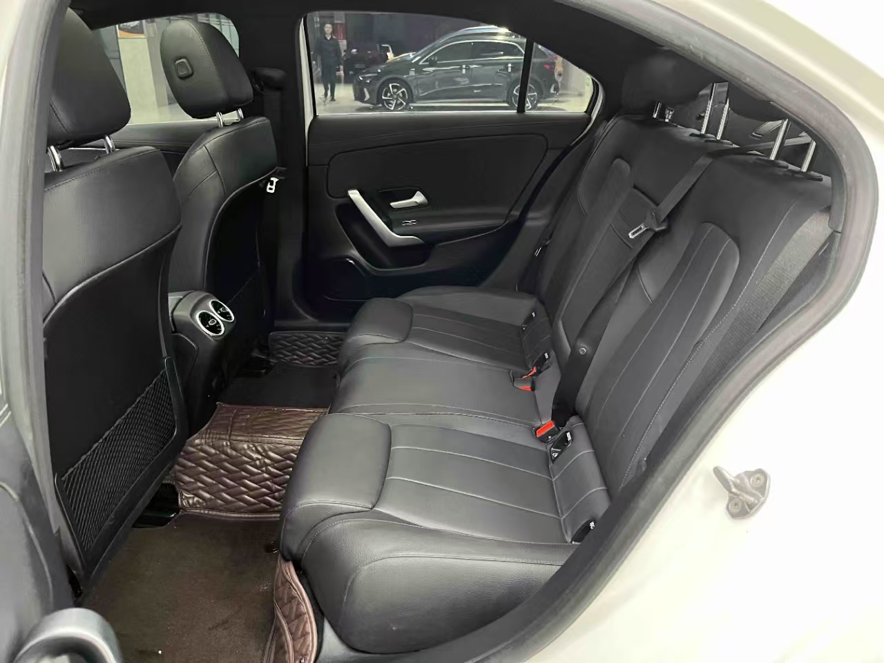 [MERCEDES] Mercedes A 180 L 5