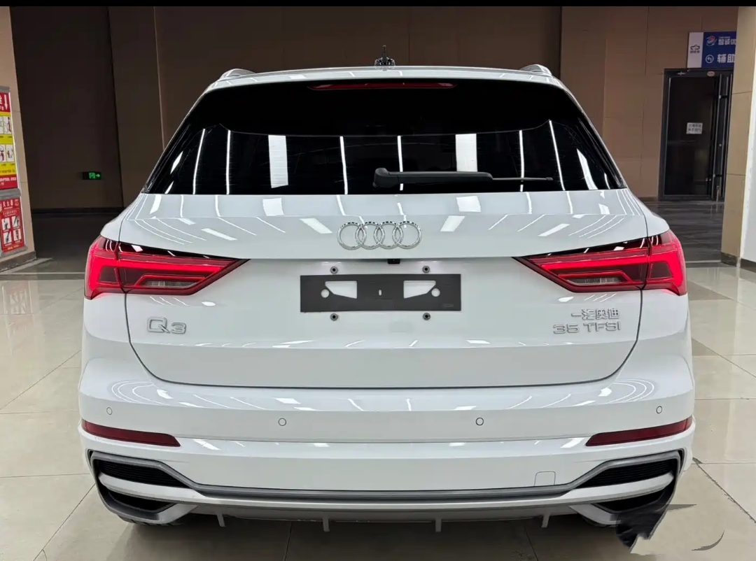 Audi Q3 35 TFSI 4