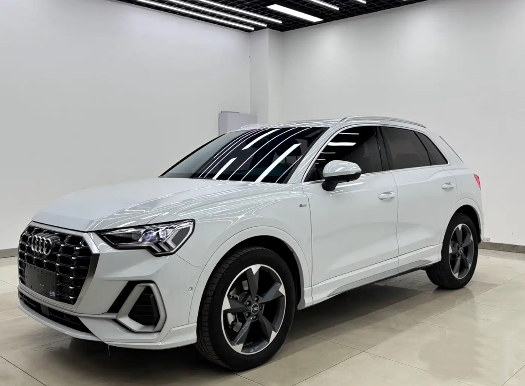 Audi Q3 35 TFSI 2