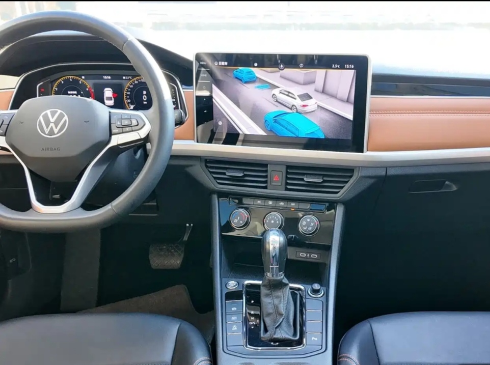Volkswagen Bora 200TSI DSG Zhixing PRO 4