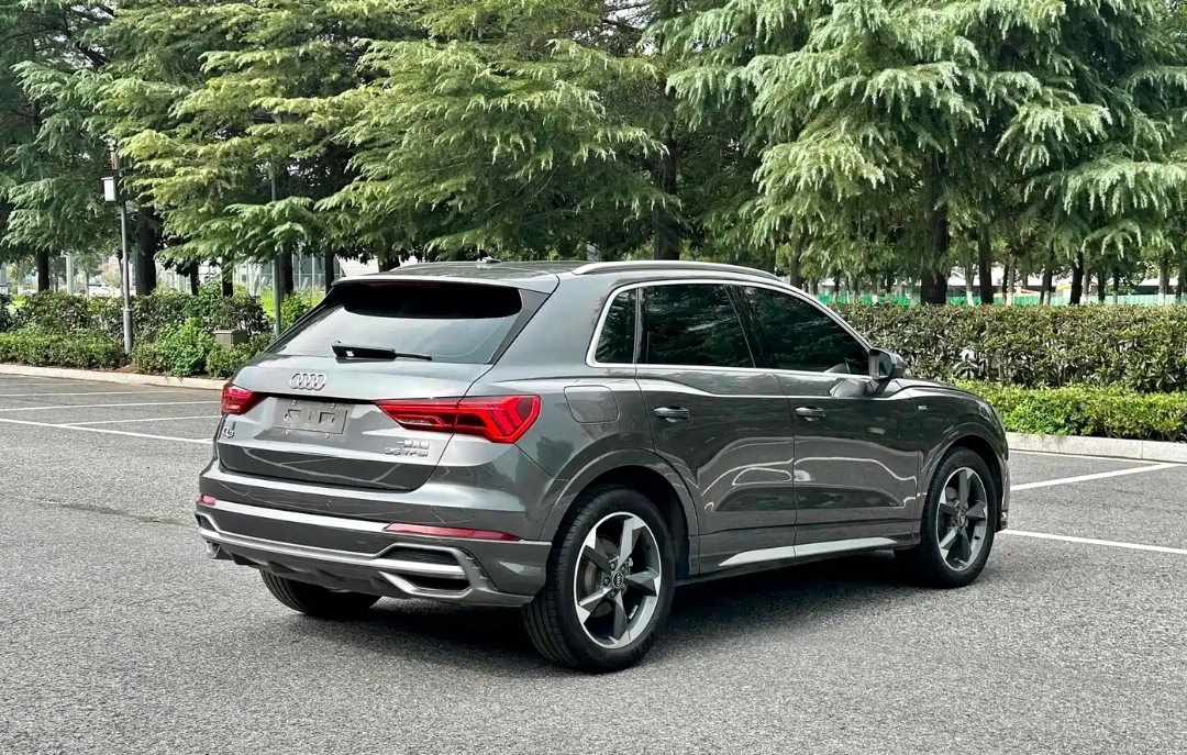 Audi Q3 35 TFSI 3