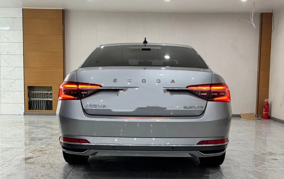 N_A Skoda Superb TSI280 DSG 2
