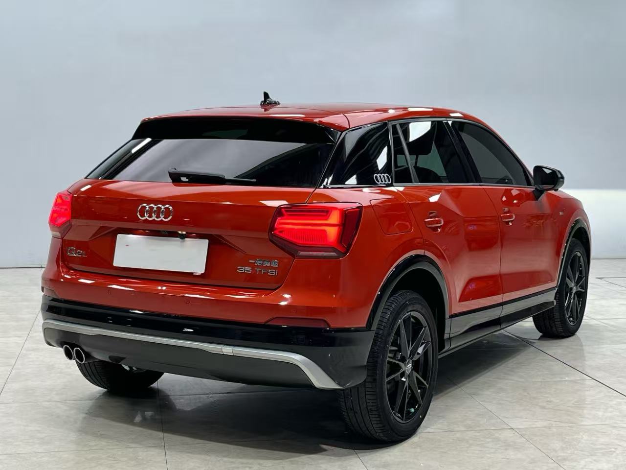 Audi Q2L 35 TFSI (2021) 5