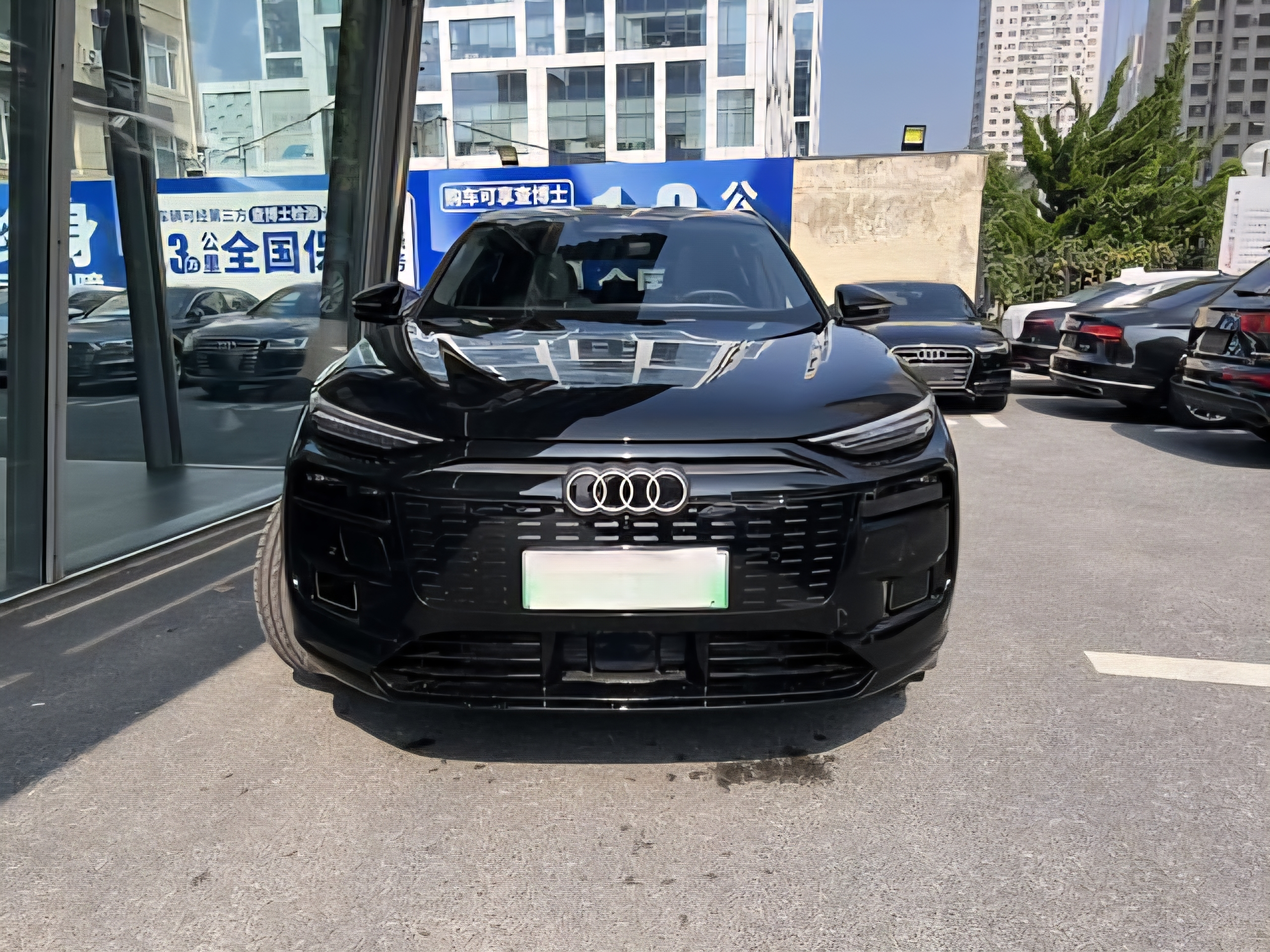 Audi Q6L e-tron First Launch Navigation Edition