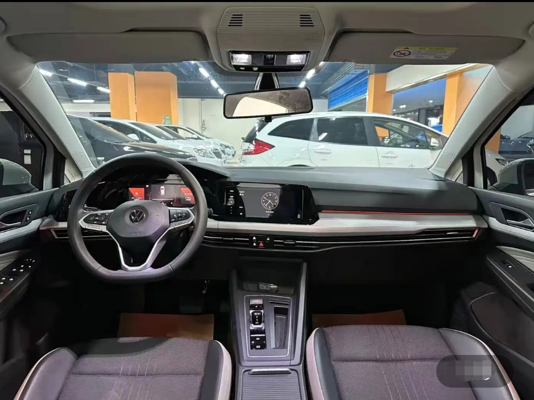 Volkswagen Golf 280TSI DSG Pro 5