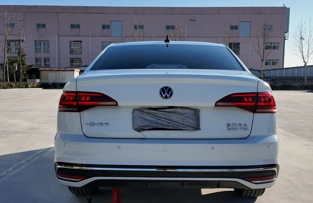 Volkswagen Bora 200TSI DSG Zhixing PRO 3