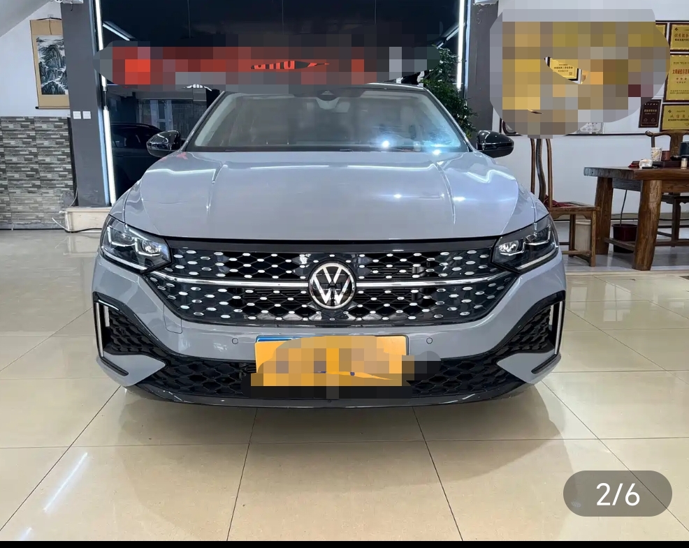 Volkswagen Lavida 300TSI DSG Trim 3