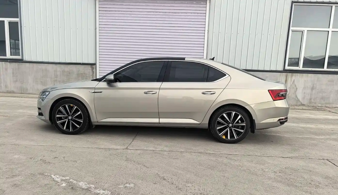 Skoda Superb TSI280 DSG 2