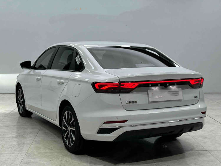 Geely Emgrand 4th Gen 1.5L CVT Flagship 3