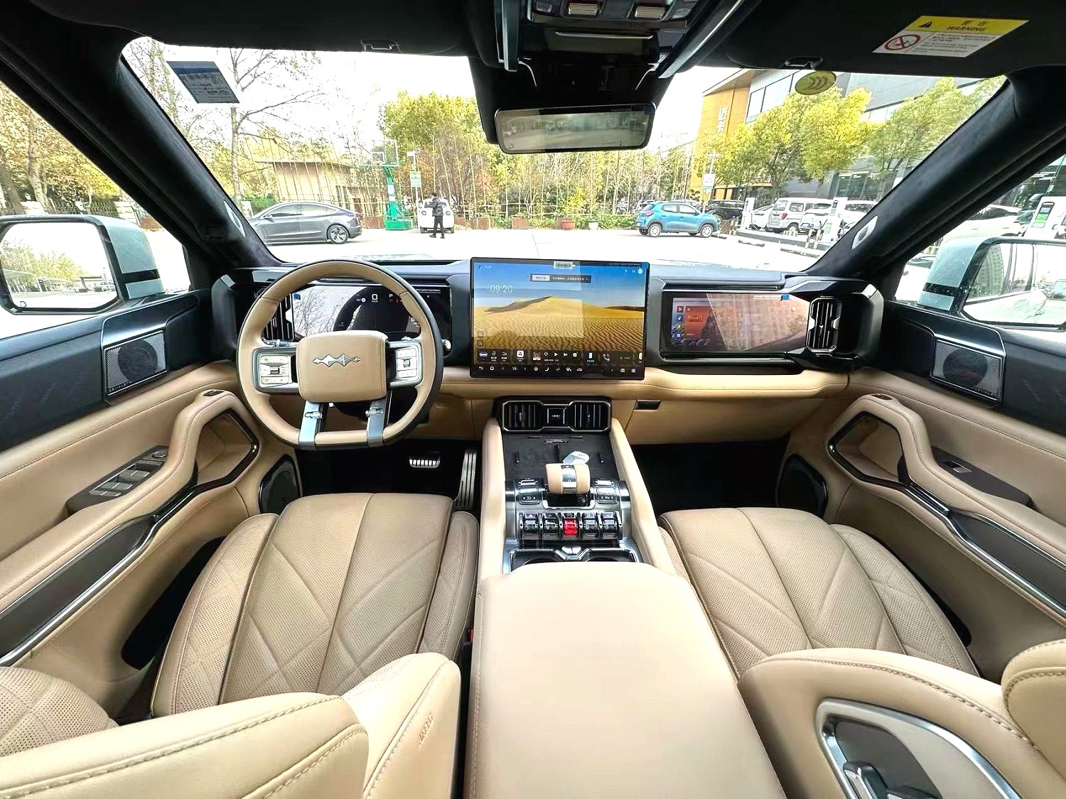 BYD Leopard 8 Zhiyong Flagship 7-seat 3