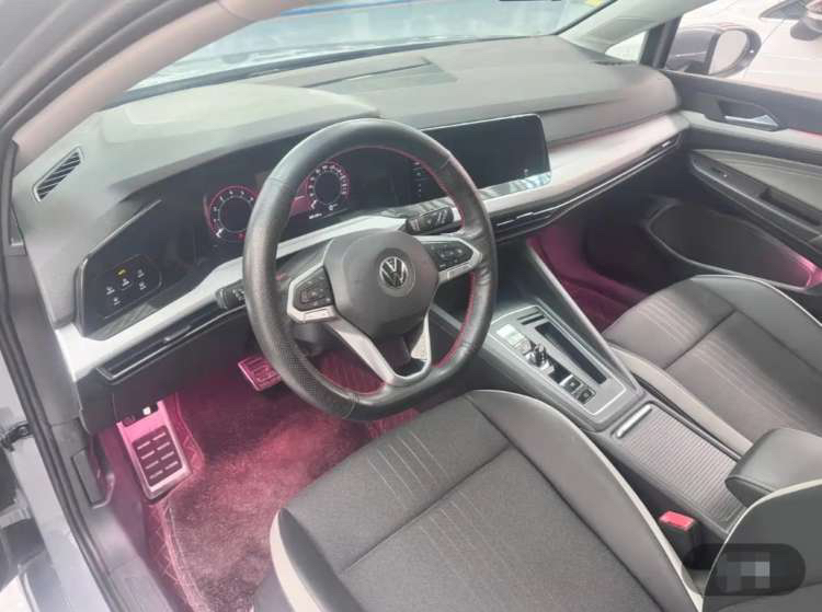 Volkswagen Golf 280TSI DSG Pro 3
